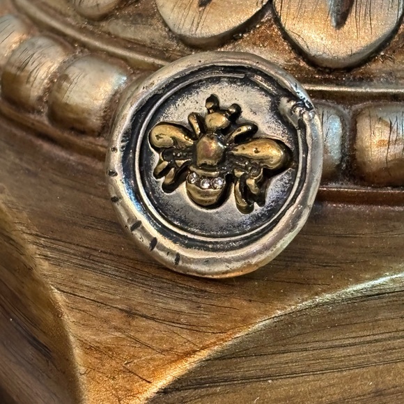 Vintage Bumble Bee Decorative Lapel Pin - Picture 8 of 8